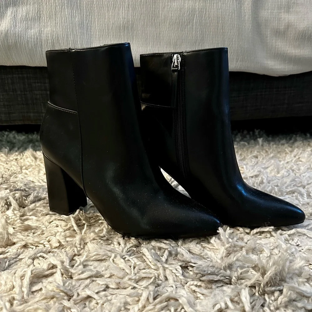 Madden Girl Pointed Toe Booties - Picture 1 of 5